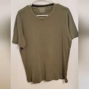 Banana Republic Men's Luxe Touch Olive Green Crewneck Short Sleeve Tee